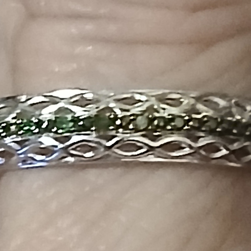 Elegant Genuine Green Diamond Ring